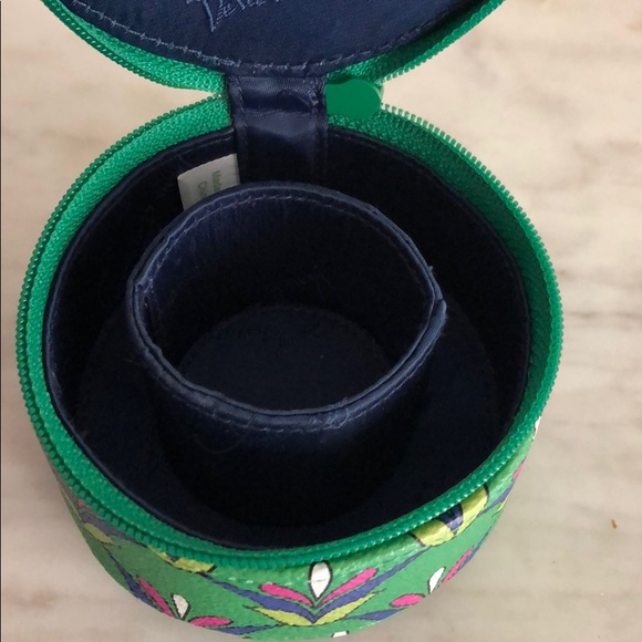 Vera Bradley Emerald Travel Jewelry Case - Picture 3 of 3